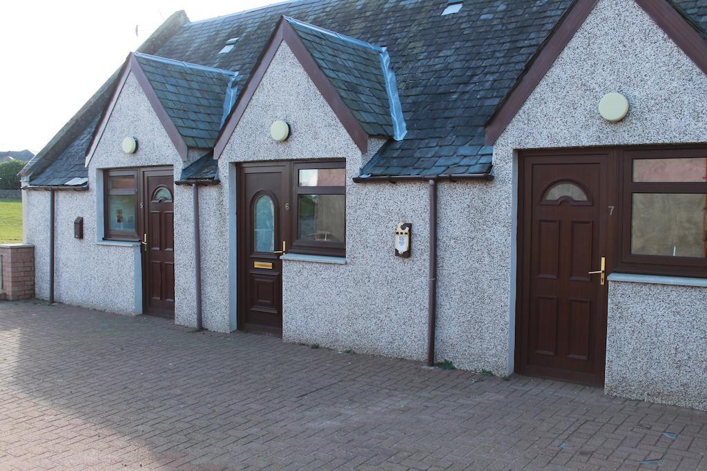 The Barn Lodge Stirling Exterior photo